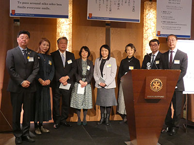 ロータリー米山記念奨学会表彰の様子