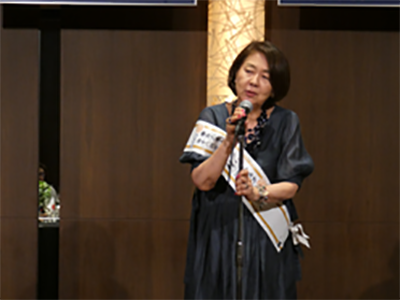 年度末夜間例会の様子