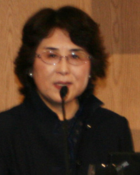 中国大使館交流部参事官(大使夫人)　汪　婉様