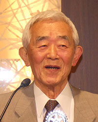 元NHK国際経済担当　解説委員　伴野　文夫様